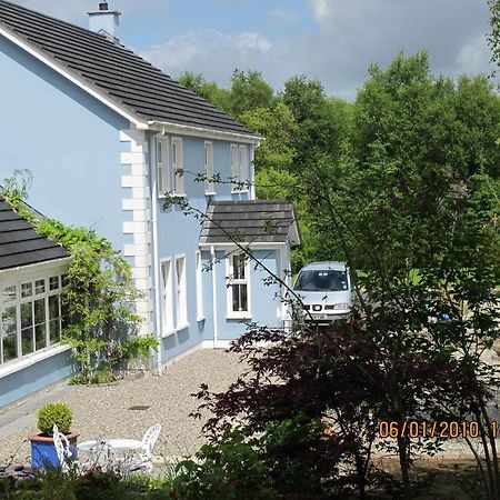 Five Oaks Bed & Breakfast Лъндъндери Екстериор снимка