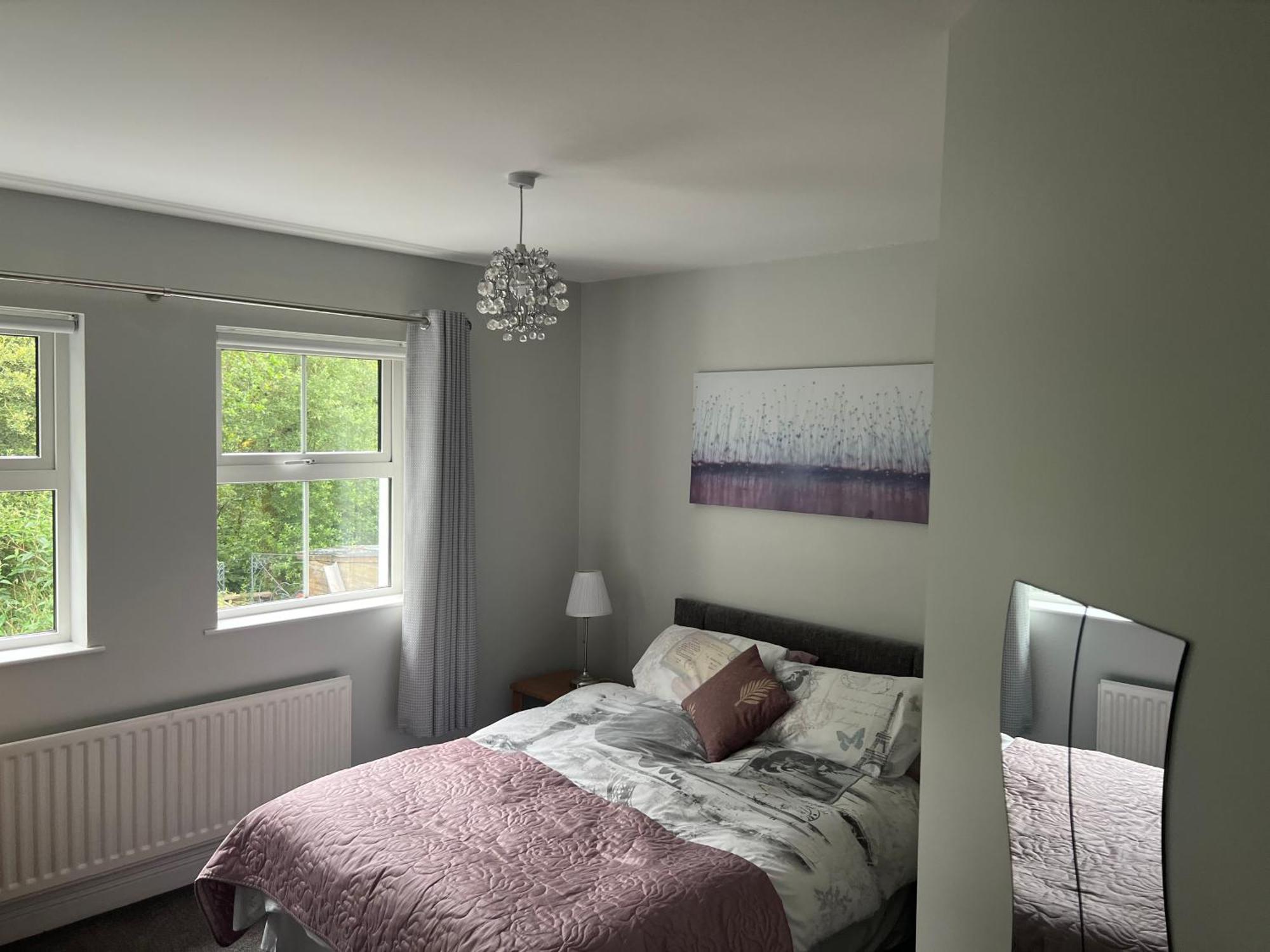 Five Oaks Bed & Breakfast Лъндъндери Екстериор снимка