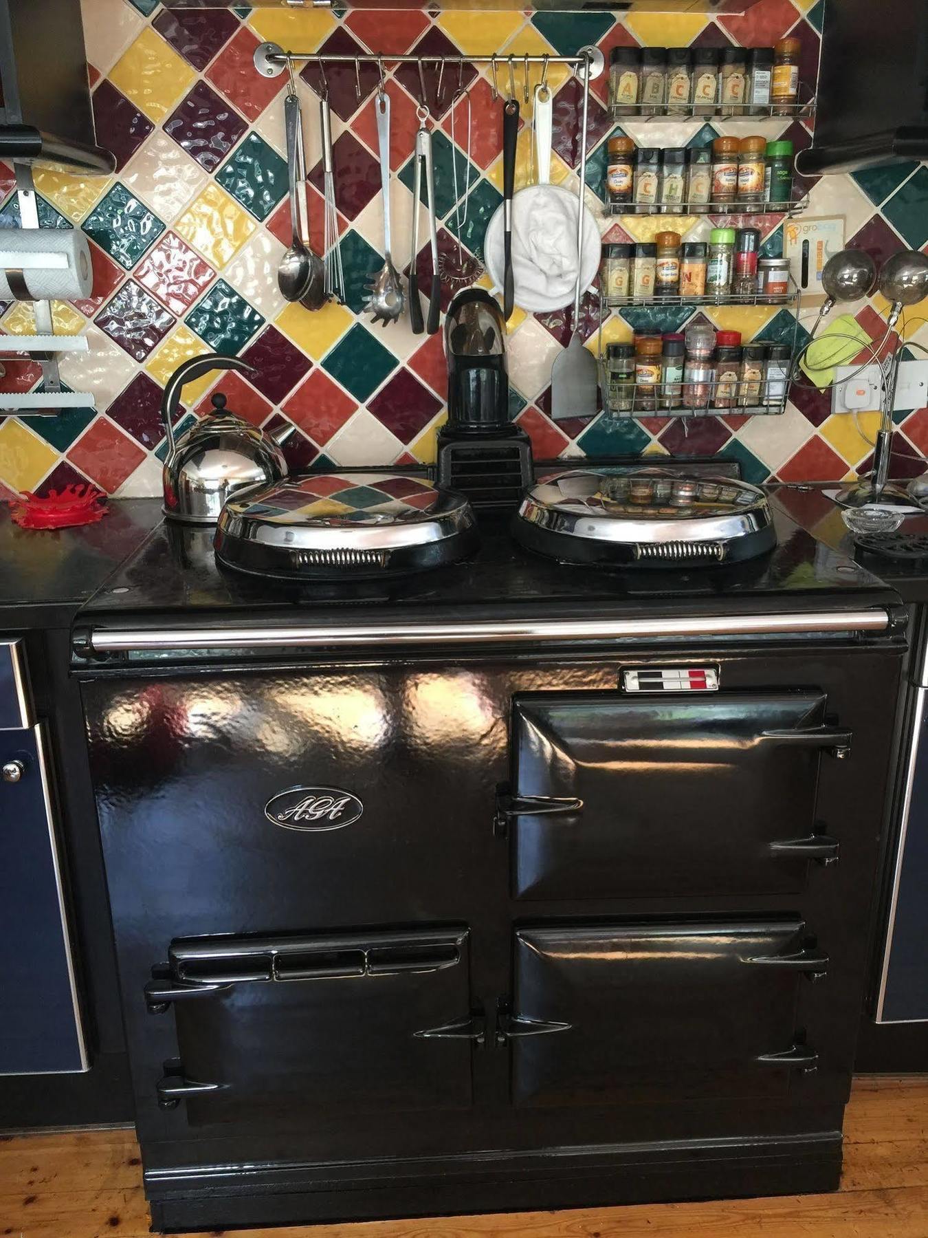 Five Oaks Bed & Breakfast Лъндъндери Екстериор снимка