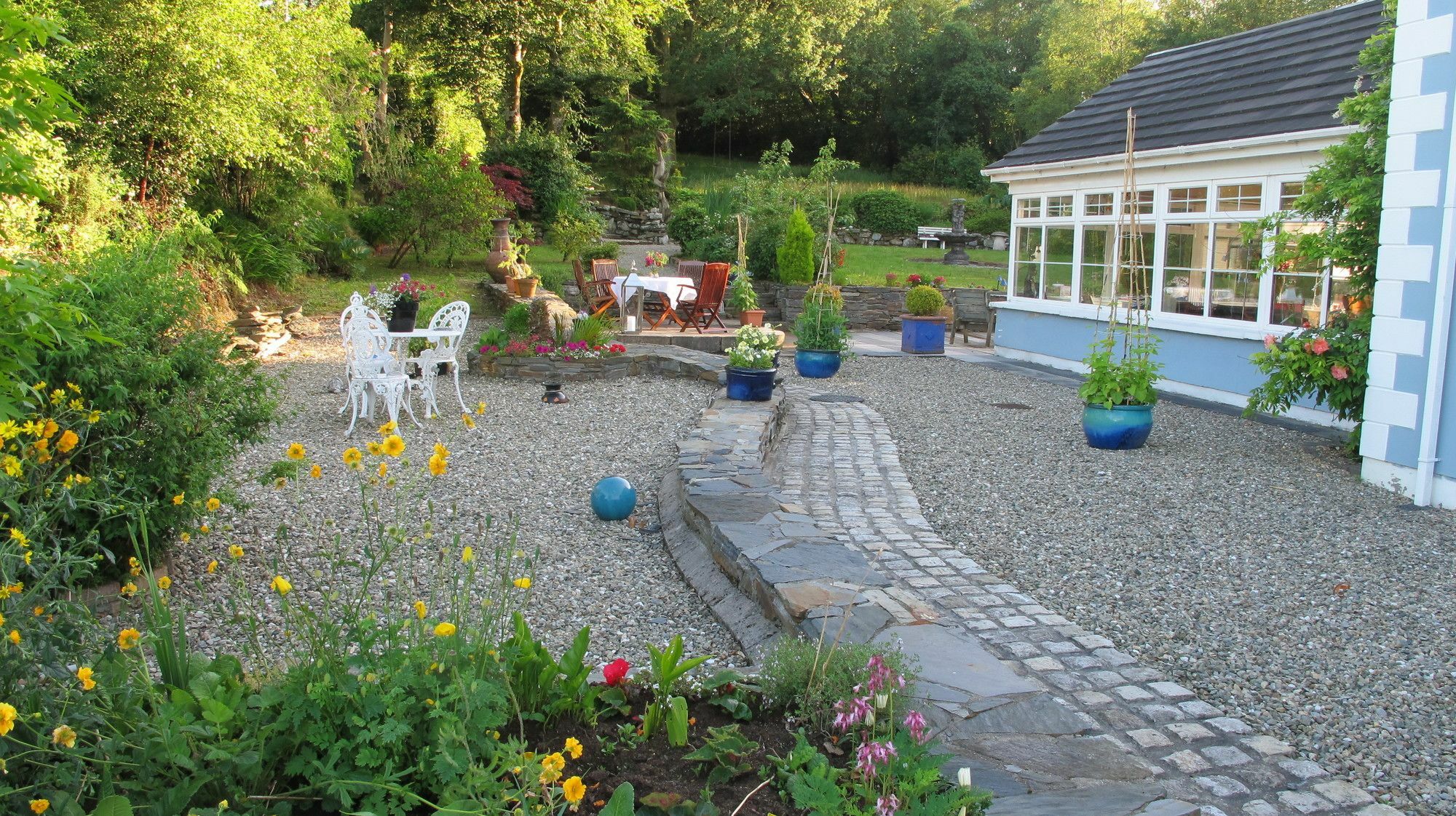 Five Oaks Bed & Breakfast Лъндъндери Екстериор снимка